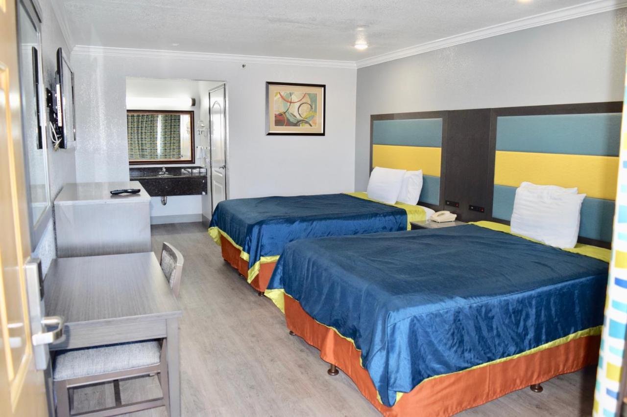 Budget Inn Ла Пуенте Екстериор снимка