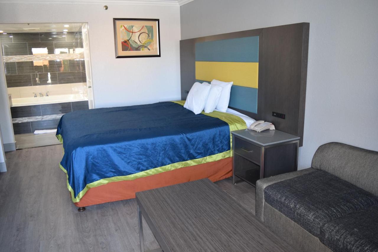 Budget Inn Ла Пуенте Екстериор снимка
